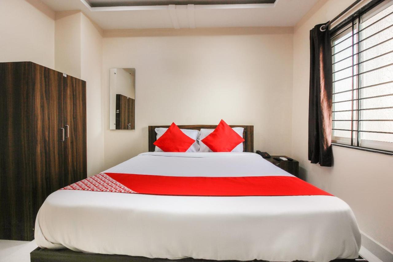 Oyo 66942 Venus Residency Hotel Lalaguda Ngoại thất bức ảnh