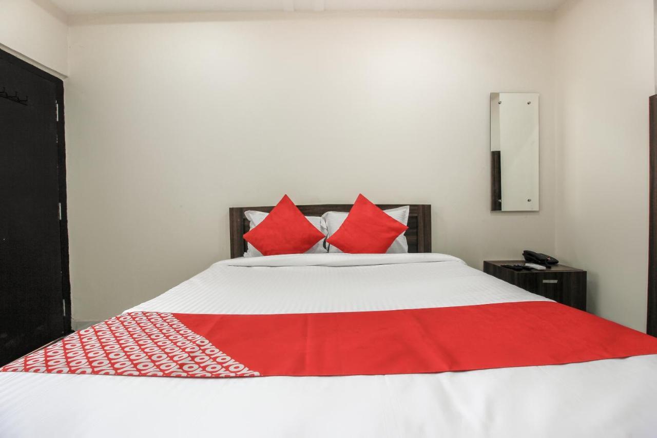 Oyo 66942 Venus Residency Hotel Lalaguda Ngoại thất bức ảnh