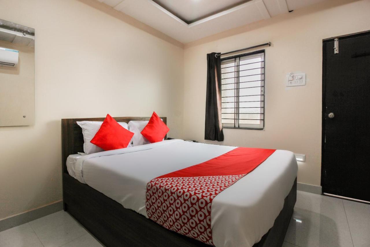 Oyo 66942 Venus Residency Hotel Lalaguda Ngoại thất bức ảnh
