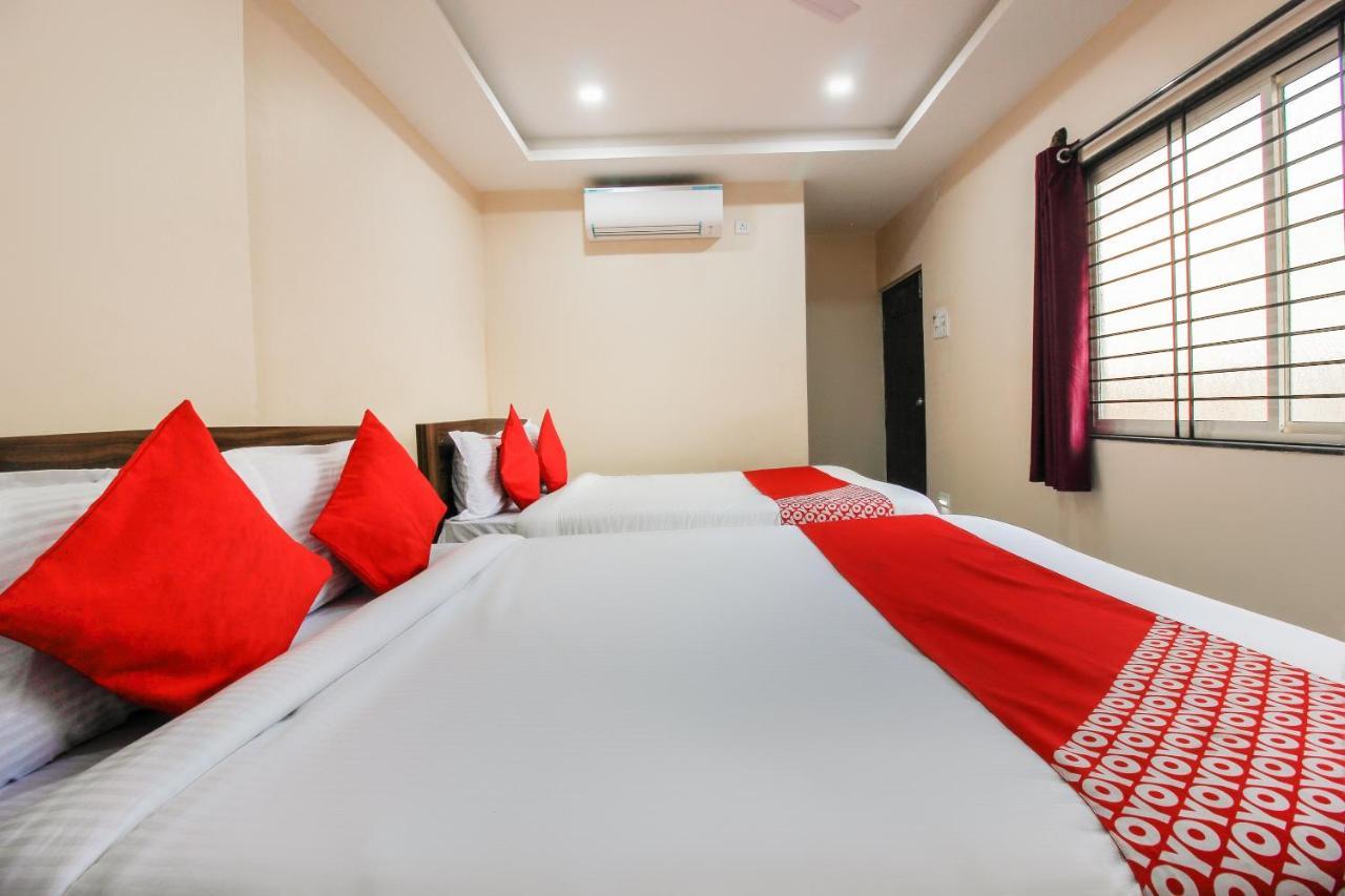 Oyo 66942 Venus Residency Hotel Lalaguda Ngoại thất bức ảnh