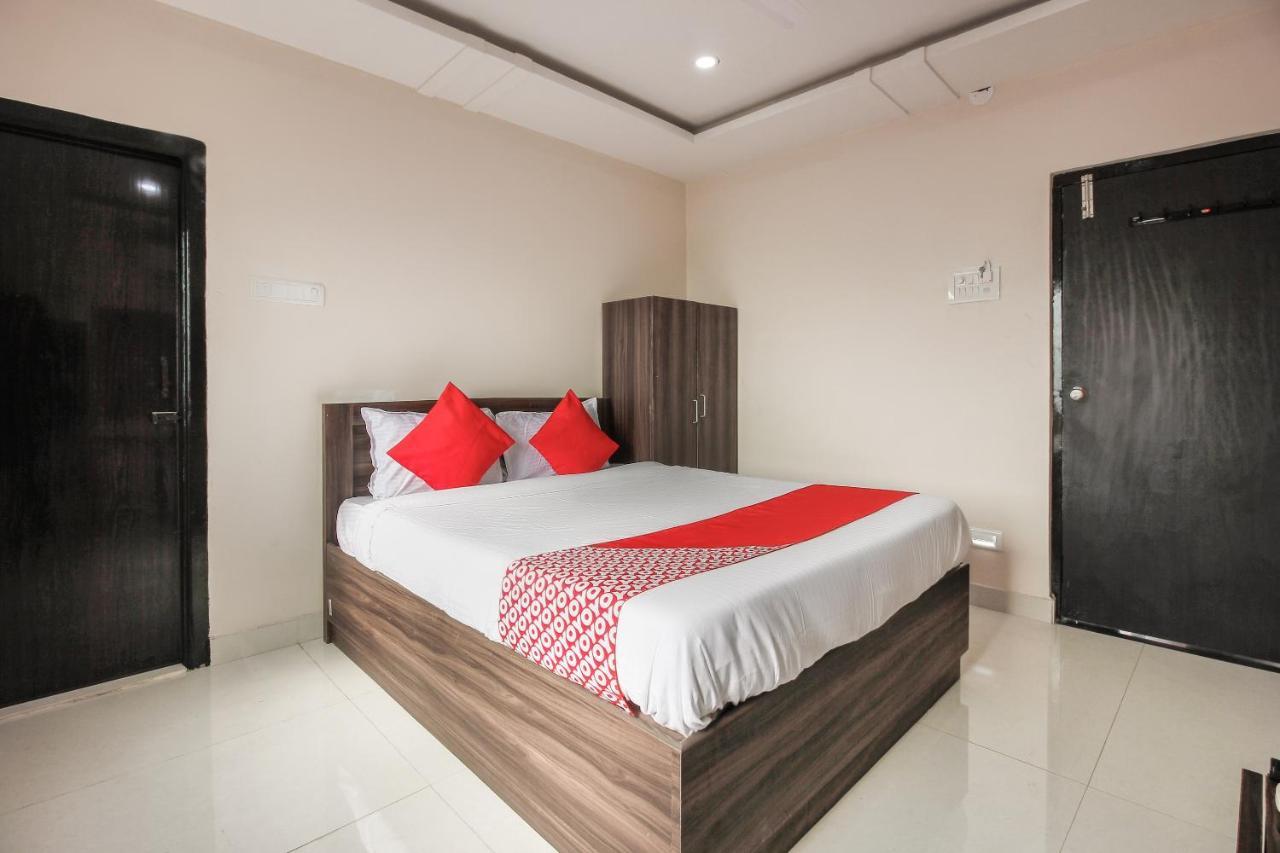 Oyo 66942 Venus Residency Hotel Lalaguda Ngoại thất bức ảnh