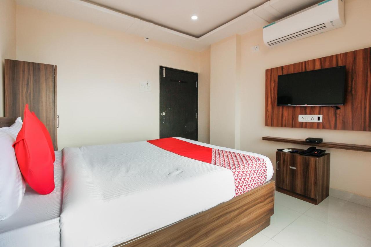 Oyo 66942 Venus Residency Hotel Lalaguda Ngoại thất bức ảnh