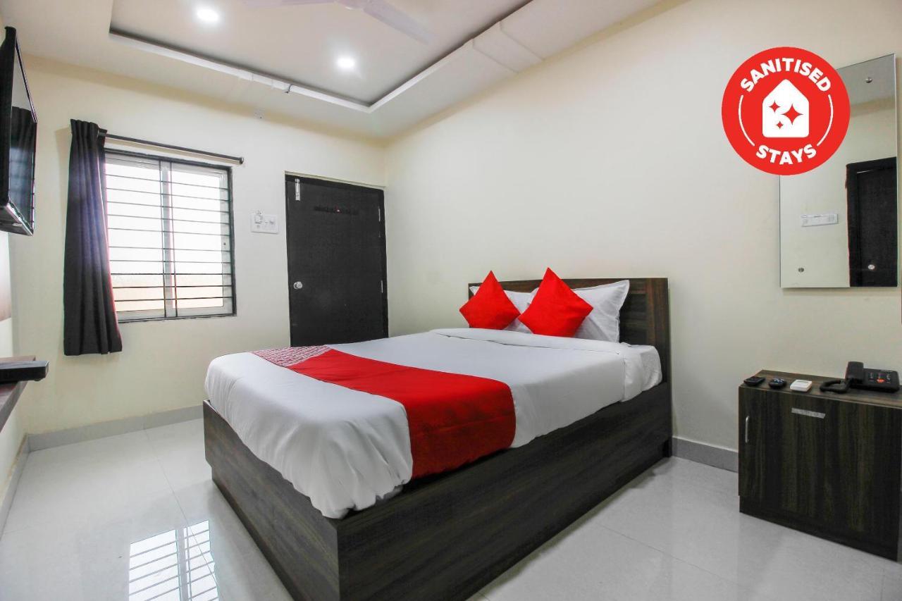 Oyo 66942 Venus Residency Hotel Lalaguda Ngoại thất bức ảnh